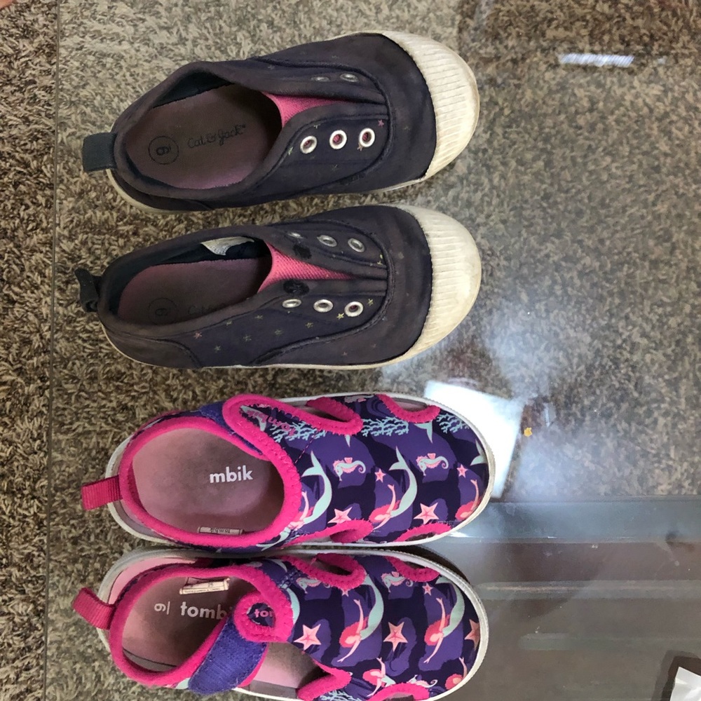 Size 9 toddler shoes